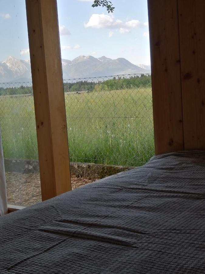 Vila Glamping With A View Smlednik Exteriér fotografie