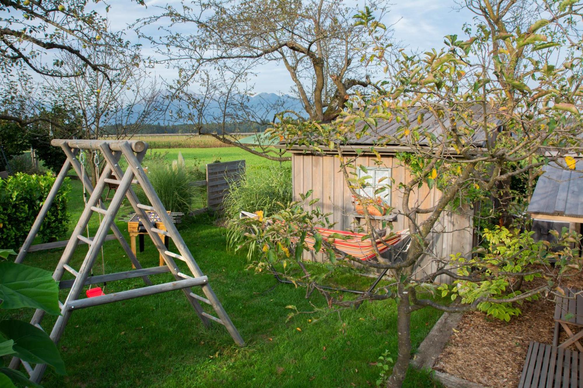 Vila Glamping With A View Smlednik Exteriér fotografie